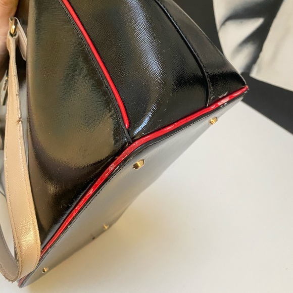 Authentic vintage DKNY patent leather handbag - Picture 9 of 13